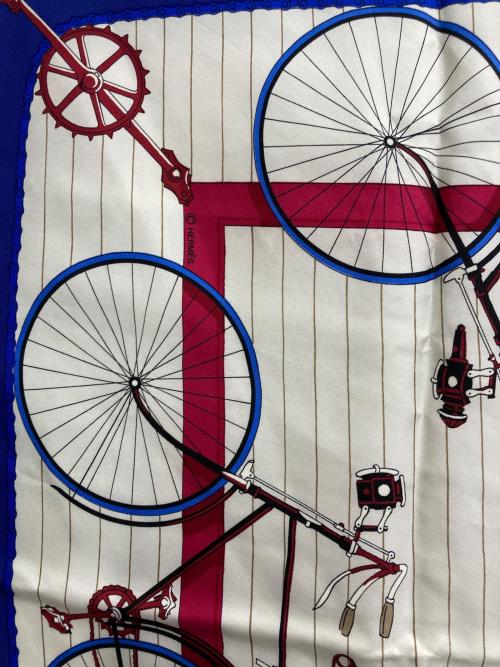 HERMES（エルメス）HERMES (エルメス) Les Bacanes 自転車/カレ90 ブルーの古着・服飾アイテム