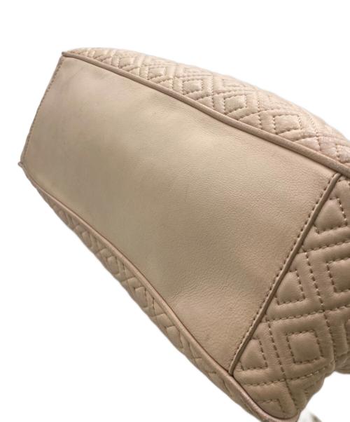 TORY BURCH（トリーバーチ）TORY BURCH (トリーバーチ) キルティングトートバッグ ベージュの古着・服飾アイテム