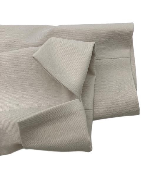 UNTITLED（アンタイトル）UNTITLED (アンタイトル) ノーカラースカートセットアップ ベージュ サイズ:2の古着・服飾アイテム