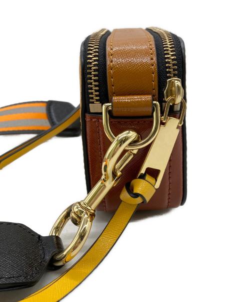 Marc by Marc Jacobs（マークバイマークジェイコブス）Marc by Marc Jacobs (マークバイマークジェイコブス) ショルダーバッグ/ザ スナップショット ブラウンの古着・服飾アイテム