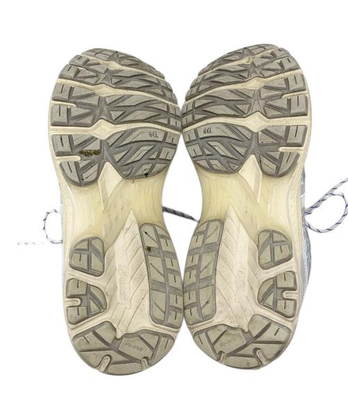 asics（アシックス）asics (アシックス) san san gear (サンサンギア) ローカットスニーカー/GEL-TERRAIN ホワイト サイズ:27の古着・服飾アイテム