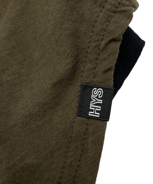 Hysteric Glamour（ヒステリックグラマー）Hysteric Glamour (ヒステリックグラマー) HIGH VOLTAGE Tシャツ ブラック×カーキ サイズ:Fの古着・服飾アイテム