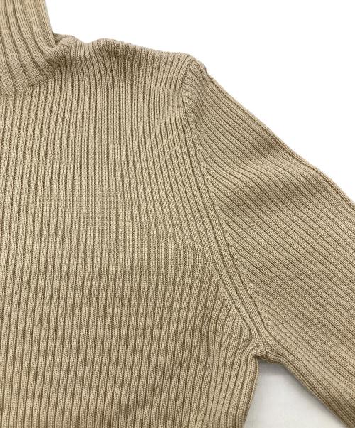 MaxMara（マックスマーラ）MaxMara (マックスマーラ) バージンウールタートルネックニット ベージュ サイズ:Sの古着・服飾アイテム