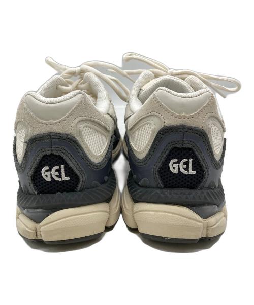 asics（アシックス）asics (アシックス) ローカットスニーカー/GEL-NYC ホワイト サイズ:26.5の古着・服飾アイテム