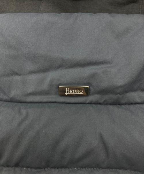 HERNO（ヘルノ）HERNO (ヘルノ) RESORT　フードダウンベスト ネイビー サイズ:50の古着・服飾アイテム
