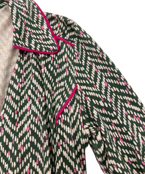 DIANE VON FURSTENBERG（ダイアンフォンファステンバーグ）DIANE VON FURSTENBERG (ダイアンフォンファステンバーグ) シルクワンピース グリーン サイズ:4の古着・服飾アイテム