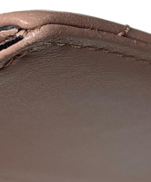 VALENTINO（ヴァレンティノ）VALENTINO (ヴァレンティノ) ワンスタッズレザーコインケース ベージュの古着・服飾アイテム