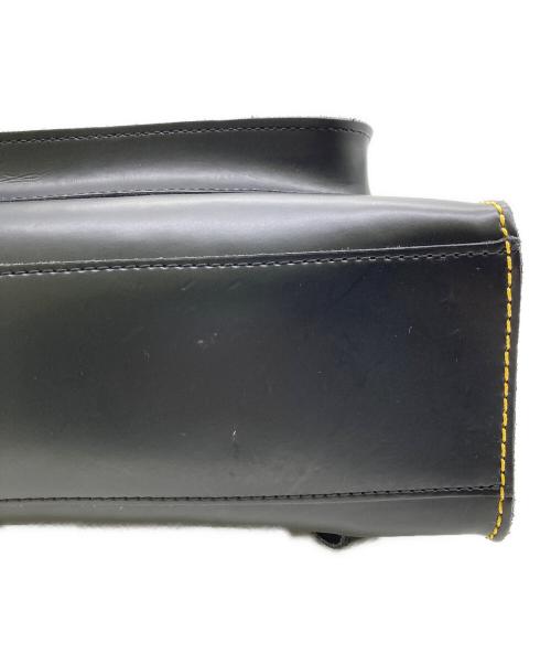 Dr.Martens（ドクターマーチン）Dr.Martens (ドクターマーチン) KIEV_SMOOTH_SMALL_LEATHER_BACKPACK_BLACKの古着・服飾アイテム