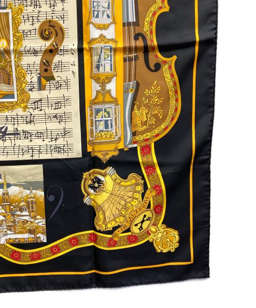 HERMES（エルメス）HERMES (エルメス) カレ90/IN SALZBURG ザルツブルクにて ブラック×イエローの古着・服飾アイテム