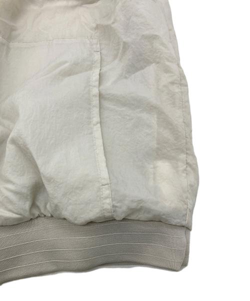 NIKE（ナイキ）NIKE (ナイキ) VM SWOOSH FULL ZIP JACKET アイボリー サイズ:XLの古着・服飾アイテム