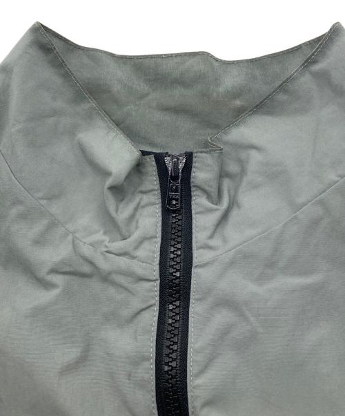 US ARMY（ユーエスアーミー）US ARMY (ユーエスアーミー) 99年製 IPFUトレーニングジャケット グレー サイズ:Mの古着・服飾アイテム