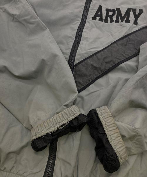 US ARMY（ユーエスアーミー）US ARMY (ユーエスアーミー) 99年製 IPFUトレーニングジャケット グレー サイズ:Mの古着・服飾アイテム