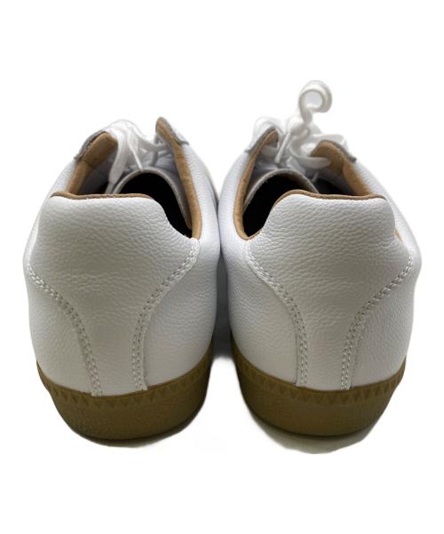 GERMAN TRAINER REPRODUCTED EDITION MODEL（ジャーマントレーナー）GERMAN TRAINER REPRODUCTED EDITION MODEL (ジャーマントレーナー) ジャーマントレーナー リプロダクションモデル ホワイト サイズ:39の古着・服飾アイテム