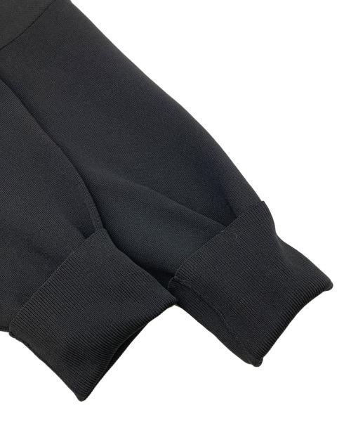 OMMO（オーエムエムオー）OMMO (オーエムエムオー) オーバーシルエット スリット トレーナー ブラック サイズ:FREEの古着・服飾アイテム