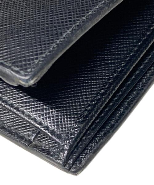 PRADA（プラダ）PRADA (プラダ) サフィアーノクロコレザー2つ折り財布の古着・服飾アイテム