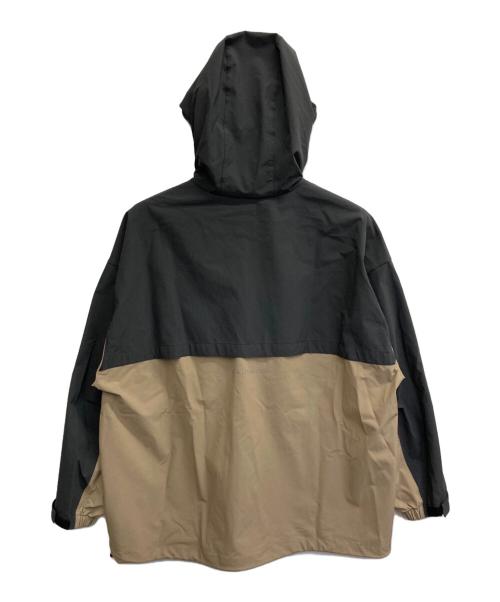 NEW BALANCE（ニューバランス）NEW BALANCE (ニューバランス) ストレッチナイロンマウンテンパーカー グレー×ブラック サイズ:Lの古着・服飾アイテム