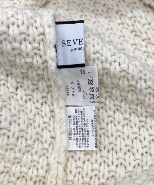 SEVEN TEN by MIHO KAWAHITO（セブン テン バイ ミホ カワヒト）SEVEN TEN by MIHO KAWAHITO (セブン テン バイ ミホ カワヒト) Aラインニットスカート ホワイト サイズ:Sの古着・服飾アイテム