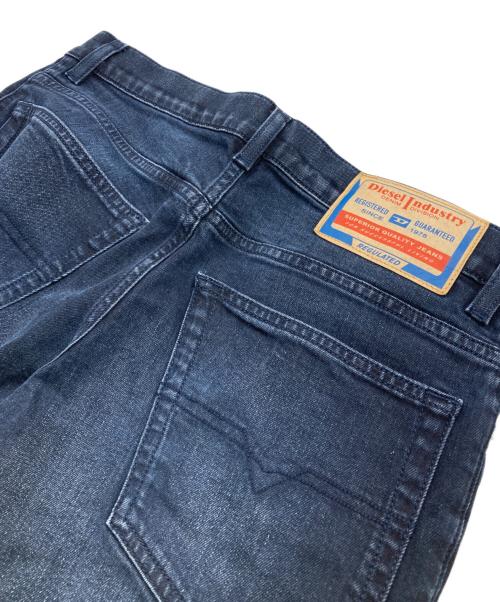 DIESEL（ディーゼル）DIESEL (ディーゼル) 2023 d-finitive デニムパンツ インディゴ サイズ:30の古着・服飾アイテム