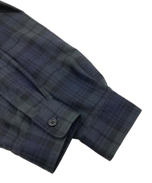 Traditional Weatherwear（トラディショナルウェザーウェア）Traditional Weatherwear (トラディショナルウェザーウェア) 長袖シャツ グリーン×ブラック サイズ:Mの古着・服飾アイテム