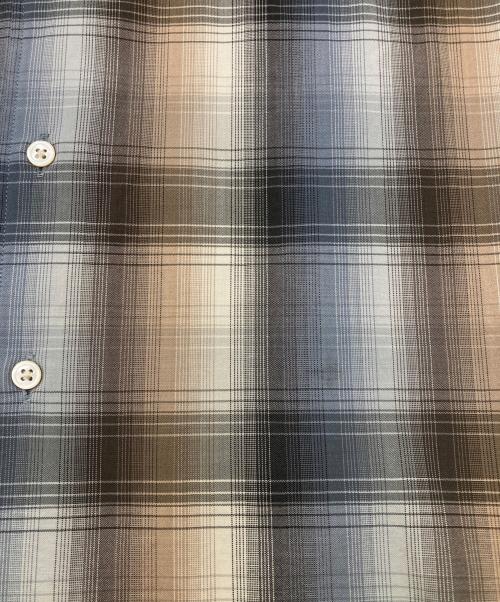 AURALEE（オーラリー）AURALEE (オーラリー) SUPER LIGHT WOOL CHECK SHIRTS ブラウン サイズ:4の古着・服飾アイテム