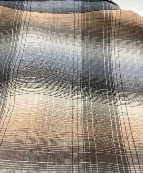 AURALEE（オーラリー）AURALEE (オーラリー) SUPER LIGHT WOOL CHECK SHIRTS ブラウン サイズ:4の古着・服飾アイテム