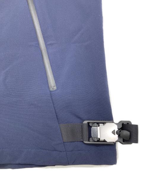 H.I.P by SOLIDO（エイチアイピー バイ ソリード）H.I.P by SOLIDO (エイチアイピー バイ ソリード) ハイテック ナイロン ブルゾン ネイビー サイズ:04の古着・服飾アイテム