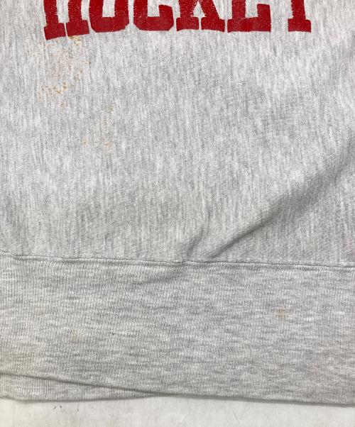 Champion（チャンピオン）Champion (チャンピオン) WISCONSIN HOCKEY リバースウィーブスウェット グレー サイズ:XLの古着・服飾アイテム