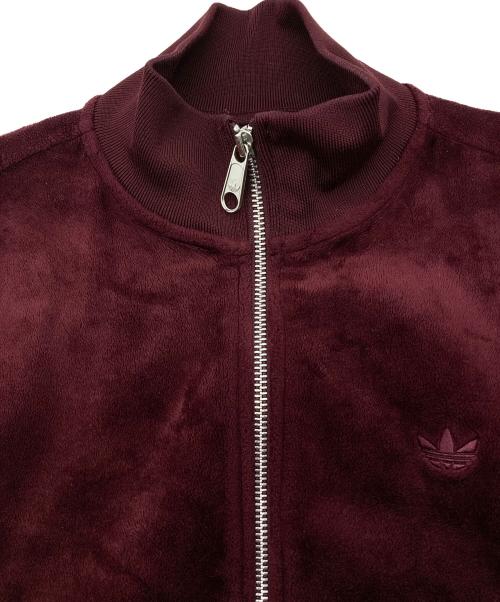 adidas（アディダス）adidas (アディダス) エッセンシャルズ ベロア トラックトップ レッド サイズ:Lの古着・服飾アイテム
