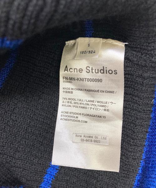 Acne studios（アクネ ストゥディオス）ACNE STUDIOS (アクネ ストゥディオス) ハイネックボーダーニット ブルー×ブラック サイズ:Sの古着・服飾アイテム