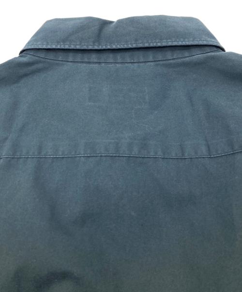 COMME des GARCONS HOMME PLUS（コムデギャルソンオムプリュス）COMME des GARCONS HOMME PLUS (コムデギャルソンオムプリュス) AD2010 袖アシンメトリーシャツ ネイビー サイズ:XSの古着・服飾アイテム