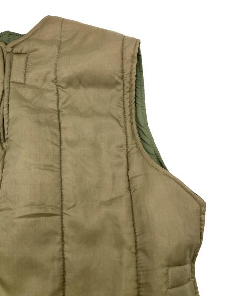 USED（ユーズド）USED (ユーズド) ライナーベスト カーキ サイズ:不明の古着・服飾アイテム
