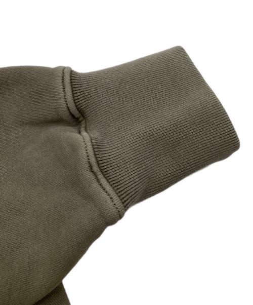 BOILER ROOM（ボイラールーム）BOILER ROOM (ボイラールーム) UMBRO (アンブロ) BUBBLE HOOD STONE カーキ サイズ:Mの古着・服飾アイテム