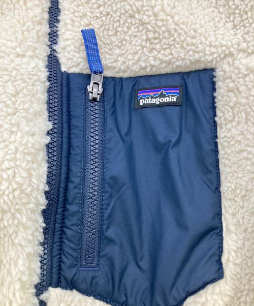 Patagonia（パタゴニア）Patagonia (パタゴニア) キッズ・リバーシブル・レディ・フレディ・フーディ ネイビー×ベージュ サイズ:不明（記載無し）の古着・服飾アイテム