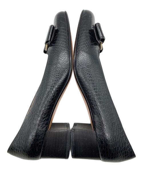 Salvatore Ferragamo（サルヴァトーレ フェラガモ）Salvatore Ferragamo (サルヴァトーレ フェラガモ) 型押しパンプス ブラック サイズ:5.5Cの古着・服飾アイテム