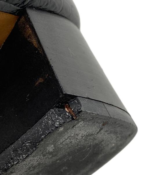 Salvatore Ferragamo（サルヴァトーレ フェラガモ）Salvatore Ferragamo (サルヴァトーレ フェラガモ) 型押しパンプス ブラック サイズ:5.5Cの古着・服飾アイテム