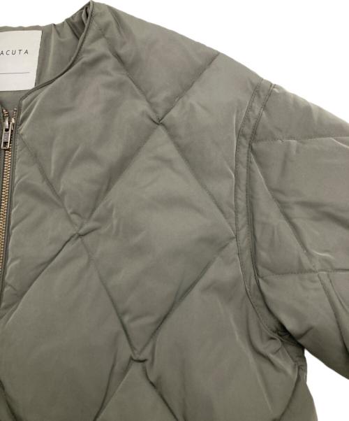 Acuta（アクータ）Acuta (アクータ) マットタフタキルティングロングダウン オリーブ サイズ:38の古着・服飾アイテム
