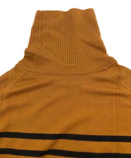 JOHN SMEDLEY（ジョンスメドレー）JOHN SMEDLEY (ジョンスメドレー) ウールタートルネックニット ブラウン サイズ:Mの古着・服飾アイテム