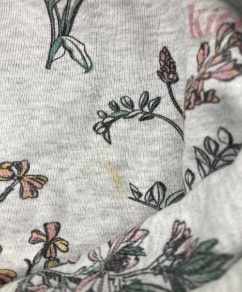 KITH（キス）KITH (キス) ボタニカルフローラル柄 プルオーバーパーカー グレー サイズ:Sの古着・服飾アイテム