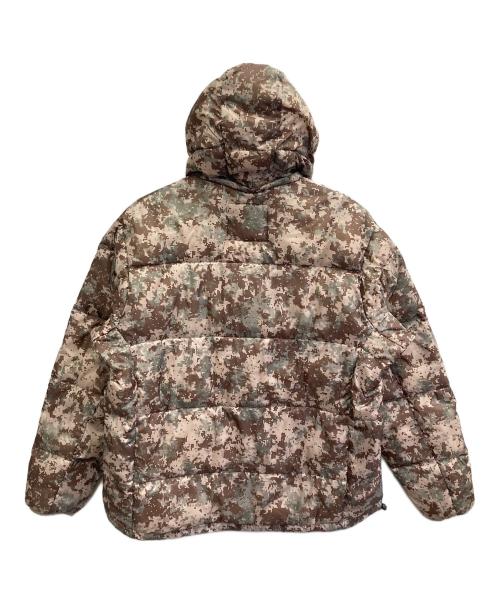 WIND AND SEA（ウィンダンシー）WIND AND SEA (ウィンダンシー) TAION (タイオン) 25FW CAMO HOODED DOWN グリーン×ブラウン サイズ:Lの古着・服飾アイテム