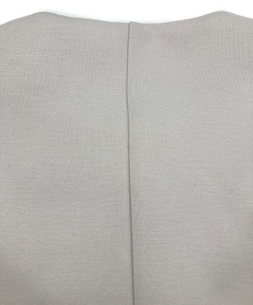 DoCLASSE（ドゥクラッセ）DoCLASSE (ドゥクラッセ) コート ベージュ サイズ:Lの古着・服飾アイテム