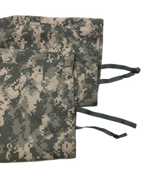 US ARMY（ユーエスアーミー）US ARMY (ユーエスアーミー) デジタルカモコンバット カーゴ パンツ グレー サイズ:MEDIUM－REGULARの古着・服飾アイテム