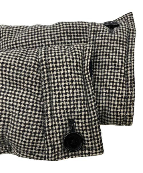 BURBERRY BLACK LABEL（バーバリーブラックレーベル）BURBERRY BLACK LABEL (バーバリーブラックレーベル) ダウンジャケット グレー×ブラック サイズ:Mの古着・服飾アイテム