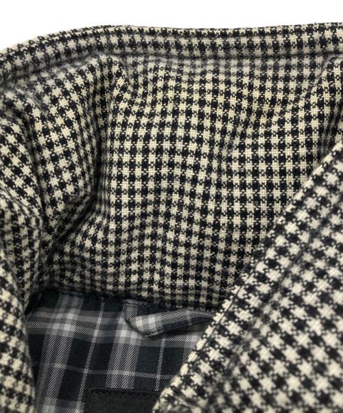 BURBERRY BLACK LABEL（バーバリーブラックレーベル）BURBERRY BLACK LABEL (バーバリーブラックレーベル) ダウンジャケット グレー×ブラック サイズ:Mの古着・服飾アイテム
