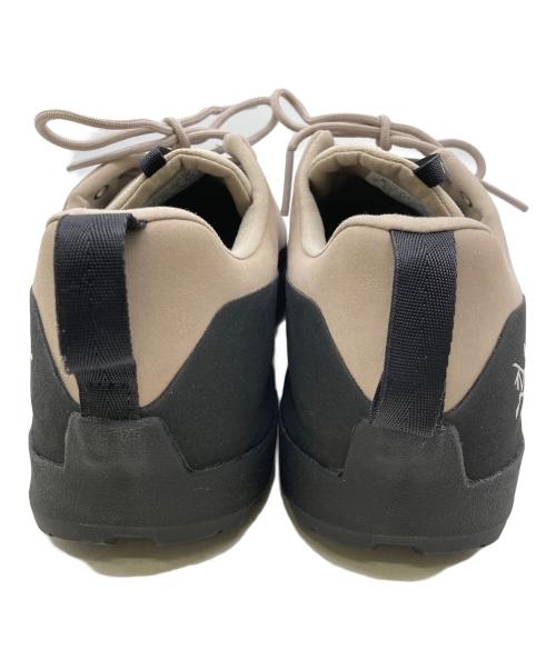 ARC'TERYX（アークテリクス）ARC'TERYX (アークテリクス) Konseal Rune ベージュ サイズ:25.5cmの古着・服飾アイテム