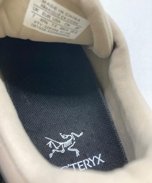 ARC'TERYX（アークテリクス）ARC'TERYX (アークテリクス) Konseal Rune ベージュ サイズ:25.5cmの古着・服飾アイテム