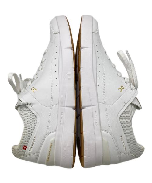 on（オン）on (オン) THE ROGER ホワイト サイズ:28.5㎝の古着・服飾アイテム