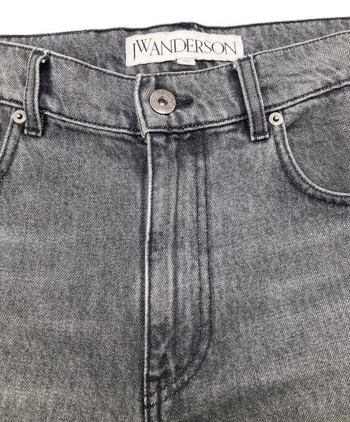 J.W.ANDERSON（ジェイダブリューアンダーソン）J.W.ANDERSON (ジェイダブリューアンダーソン) 23SSバケットデニムパンツ ブラック サイズ:30の古着・服飾アイテム