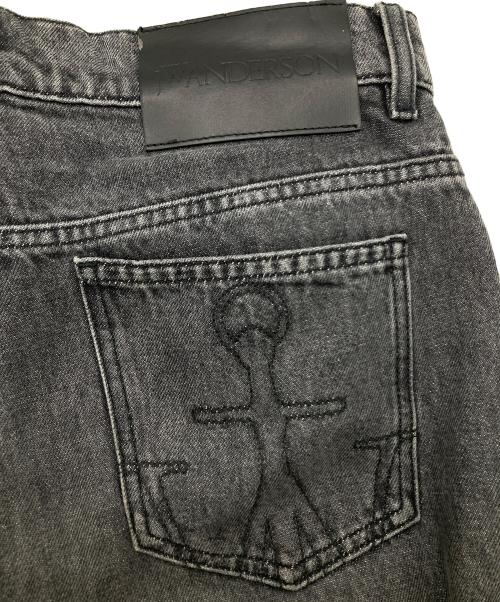 J.W.ANDERSON（ジェイダブリューアンダーソン）J.W.ANDERSON (ジェイダブリューアンダーソン) 23SSバケットデニムパンツ ブラック サイズ:30の古着・服飾アイテム