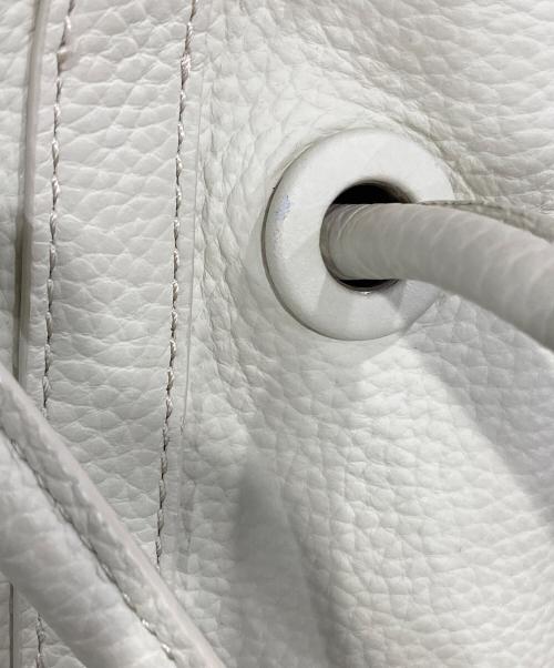 VASIC（ヴァジック）VASIC (ヴァジック) BOND MINI ホワイトの古着・服飾アイテム