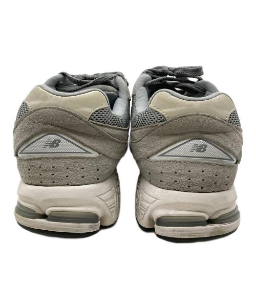 NEW BALANCE（ニューバランス）NEW BALANCE (ニューバランス) M2002RST GRAY グレー サイズ:26.5の古着・服飾アイテム